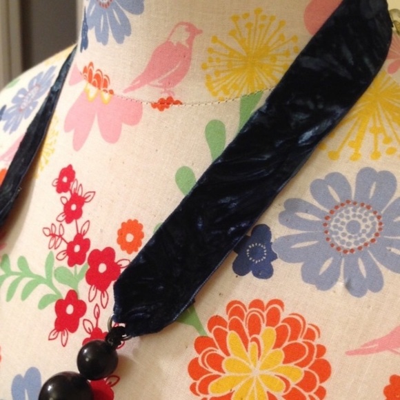 Anthropologie Large Bauble Statement Necklace - Picture 3 of 4